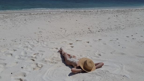 Топ 20 на най-добрите нудистки плажове в света 