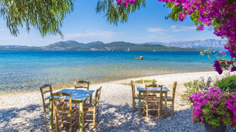 Вижте спокойни плажни дестинации в Гърция 