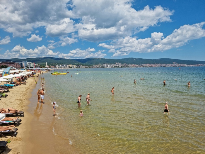 Чуждите туроператори поискаха запазване на 9% ДДС в туризма и 5 млн. лв. за реклама на България