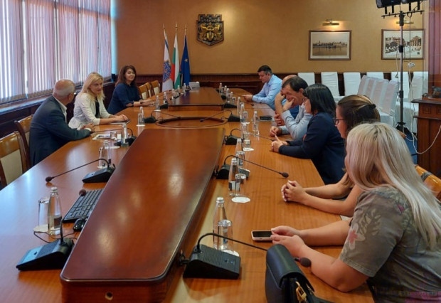 Министър Динкова се срещна с кметовете по Северното Черноморие