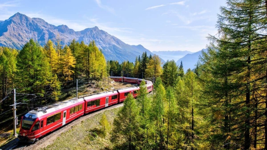 Италия пуска нови линии с туристически ретро влакове