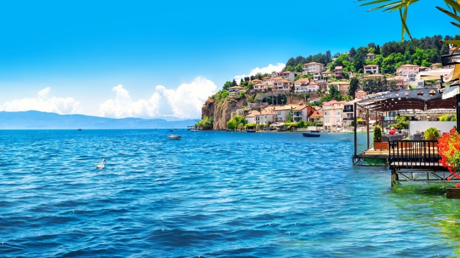 Почивките на Охридското езеро поскъпнаха 