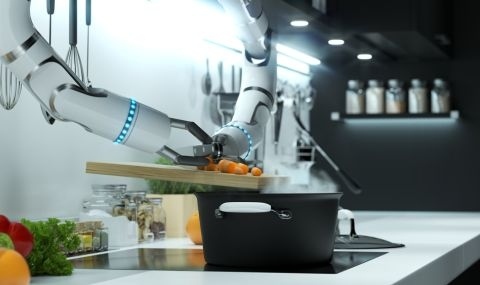 Ресторант в Германия назначи робот за главен готвач