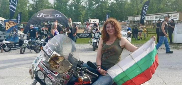 Българка е първата жена, обиколила света на мотоциклет