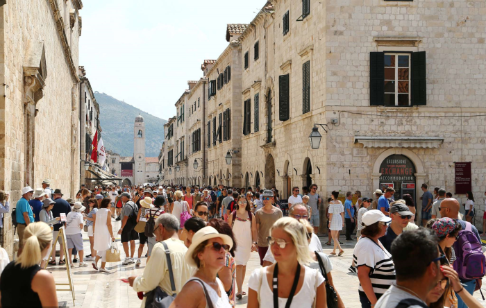 Какви проблеми среща Хърватия след туристическия бум?