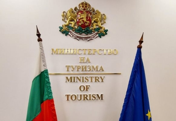 Министерството на туризма започна разплащания за бежанци от Украйна