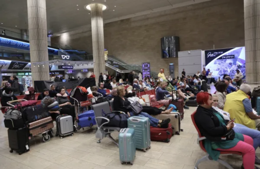 Големите авиокомпании спират полетите си до Израел
