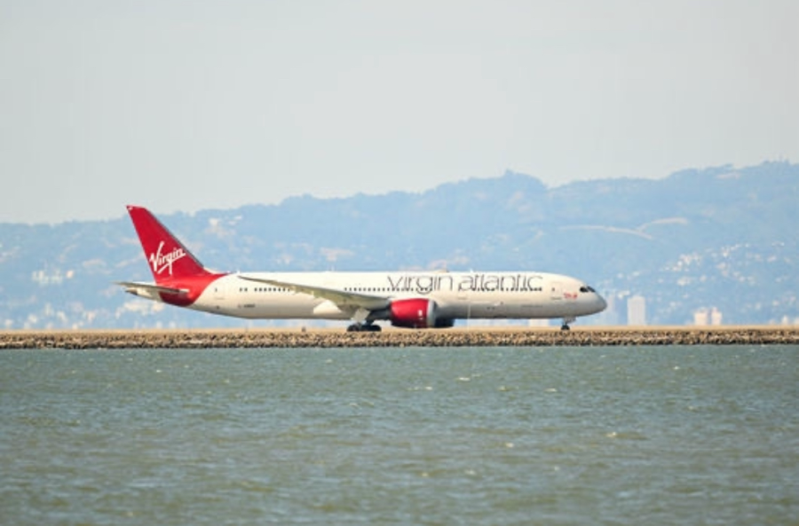 Virgin Atlantic прави първи полет с устойчиво гориво, на борда ще е Ричард Брансън