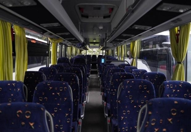 Пускат допълнителни автобуси от София за Нова година