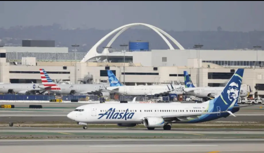 Alaska Airlines може да загуби 150 млн. долара след спрените полети с Боинг 737
