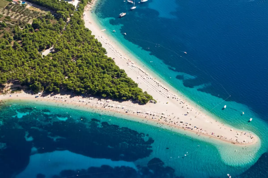 Lonely Planet класира 30 европейски плажа в топ 100