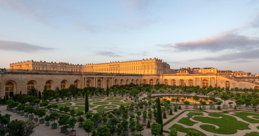 Съкровища от Версай пътуват за изложба в Забранения град в Пекин