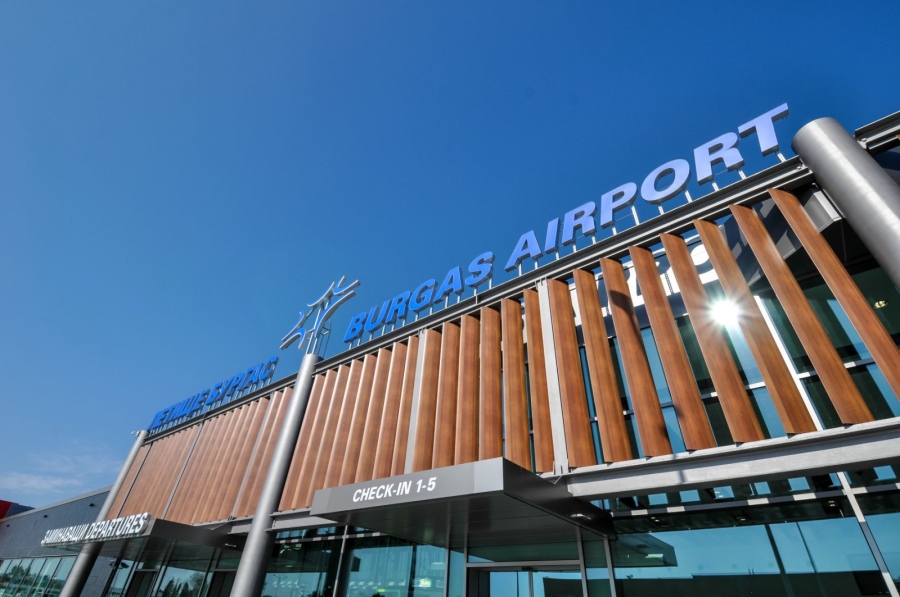 Летище Бургас ще бъде временно затворено поради ремонтни дейности