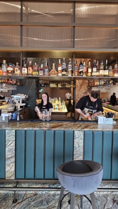 Regale Bar отвори в Хилтън София и предлага уникални коктейли 