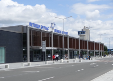 Хотелиерите искат държавата да си върне Летище Бургас
