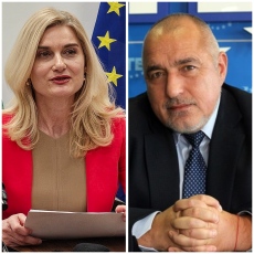 Министър Динкова крие за среща с Бойко Борисов за оставането на поста
