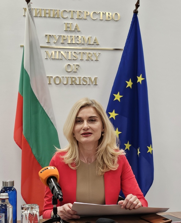 Зарица Динкова е предложена да остане министър на туризма