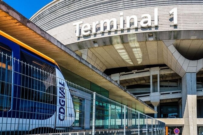 През март се навършват 50 години от откриването на парижкото летище Шарл Дьо Гол