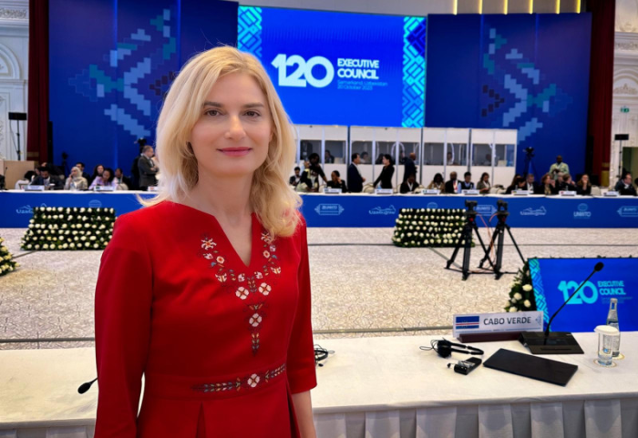 И АБТТА поиска Зарица Динкова да остане министър 