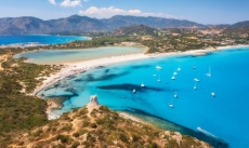 Нудисти ще се женят на плаж в Сардиния  