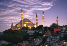 Турските хотели повишиха заетостта през април заради туристите от Русия и Германия 
